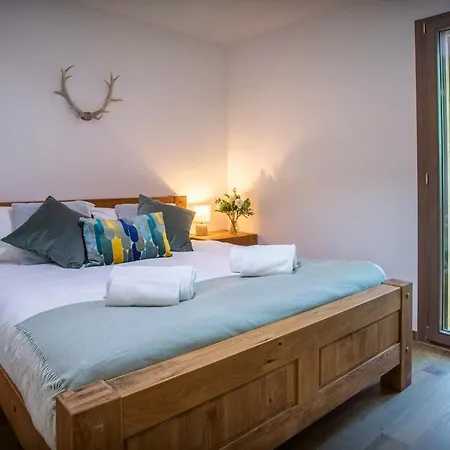 Solly Nook - Ovo Network Apartment Châtel
